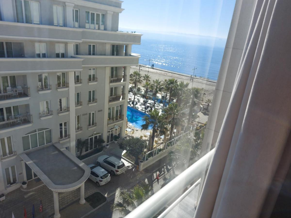 Bral Apartments 8 Two-Bedroom Beachfront Durres Exterior photo