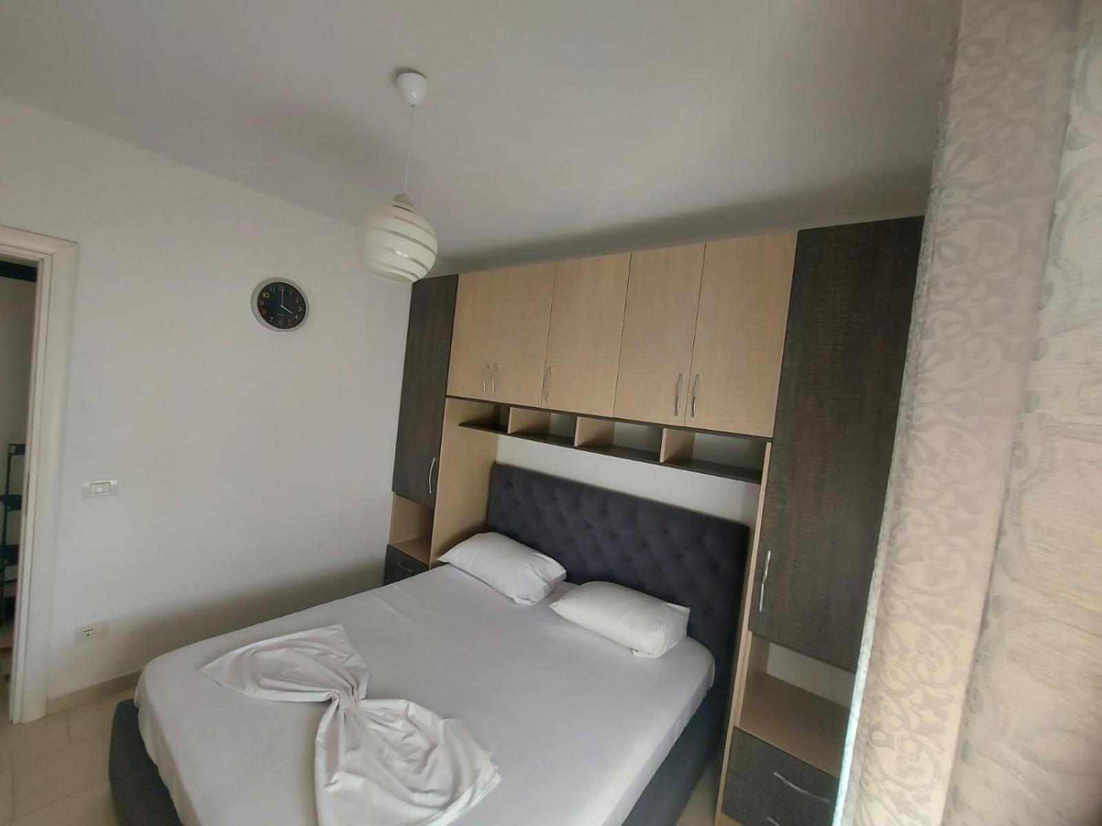 Bral Apartments 8 Two-Bedroom Beachfront Durres Exterior photo