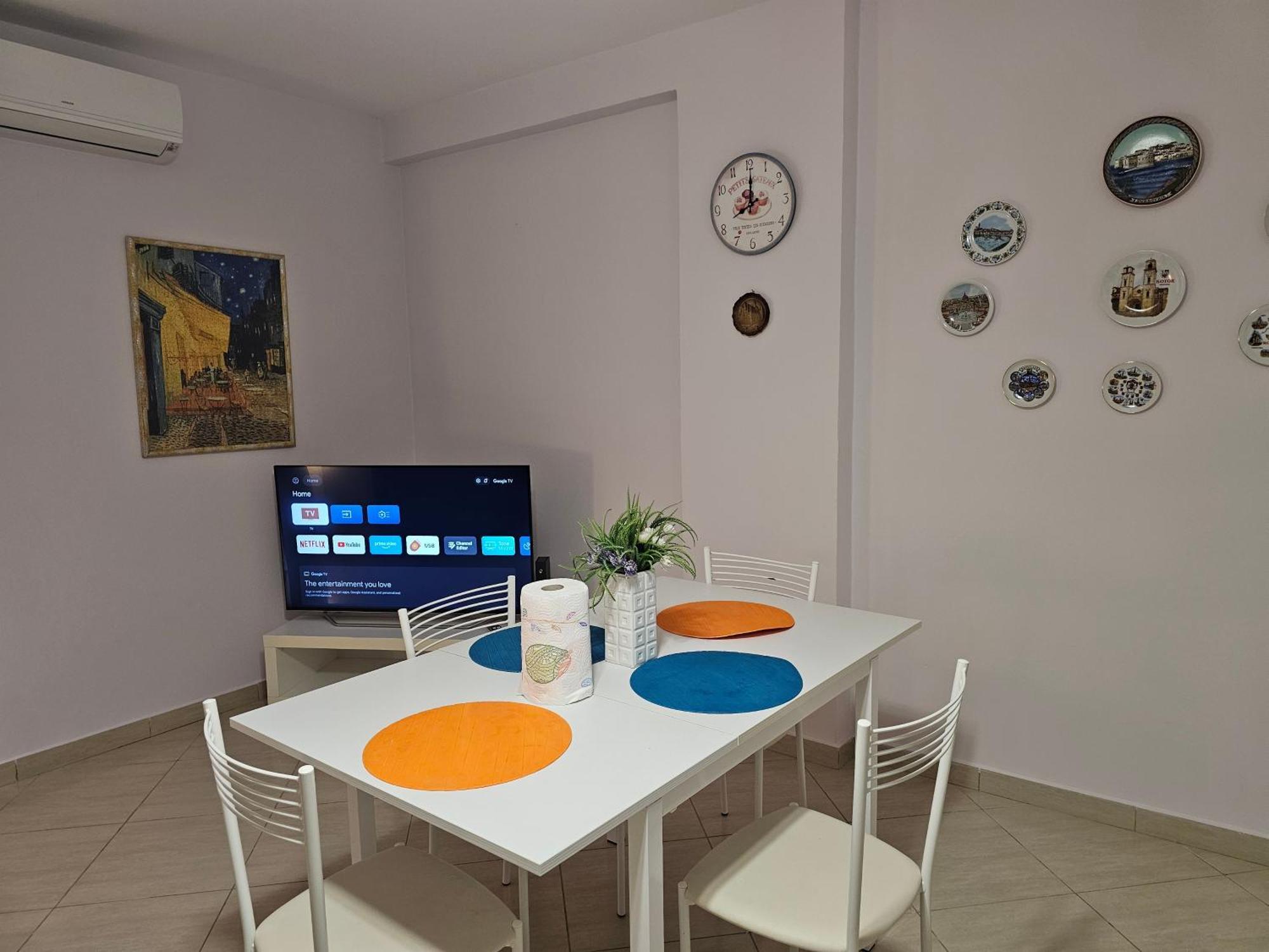 Bral Apartments 8 Two-Bedroom Beachfront Durres Exterior photo